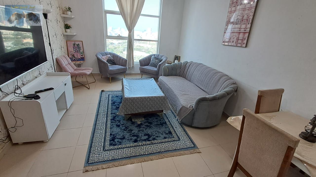 A unique and wonderful opportunity for monthly rent: a one-bedroom apartment with a great location and stunning views.