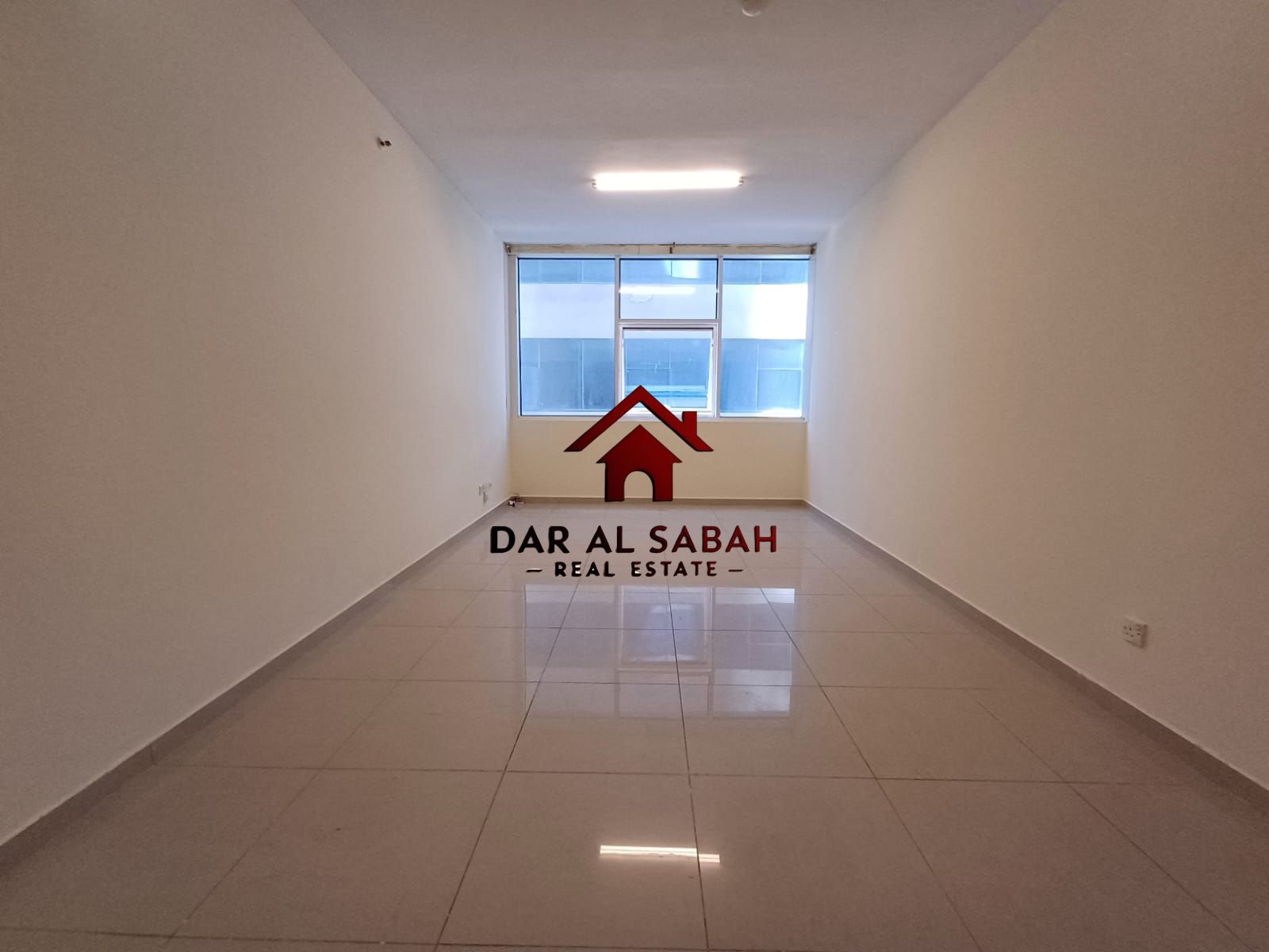 PRIME LOCATION DUBAI SHARJAH BORDER BIG STUDIO 1MONTH FREE WALKING DISTANCE RTA BUS STOP F22F24