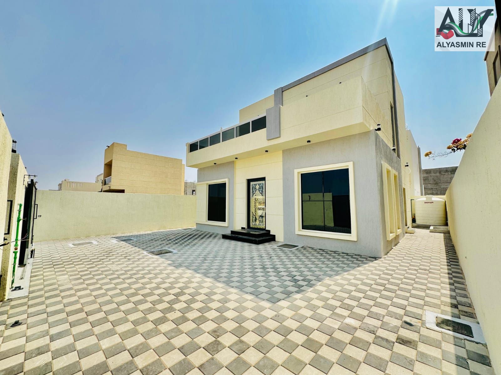 A distinctive villa in Al Helio—where your dream life begins! Modern design, spacious living, and a strategic location meet all your needs. Make your
