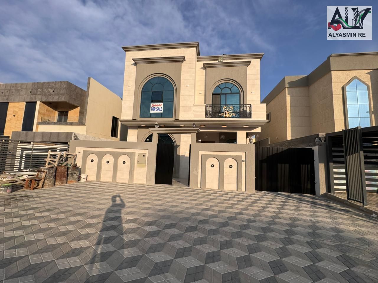 Luxury villa with 7 master bedrooms for sale in Al-Haliyo 2 – Freehold for all nationalities | Direct and exclusive!
