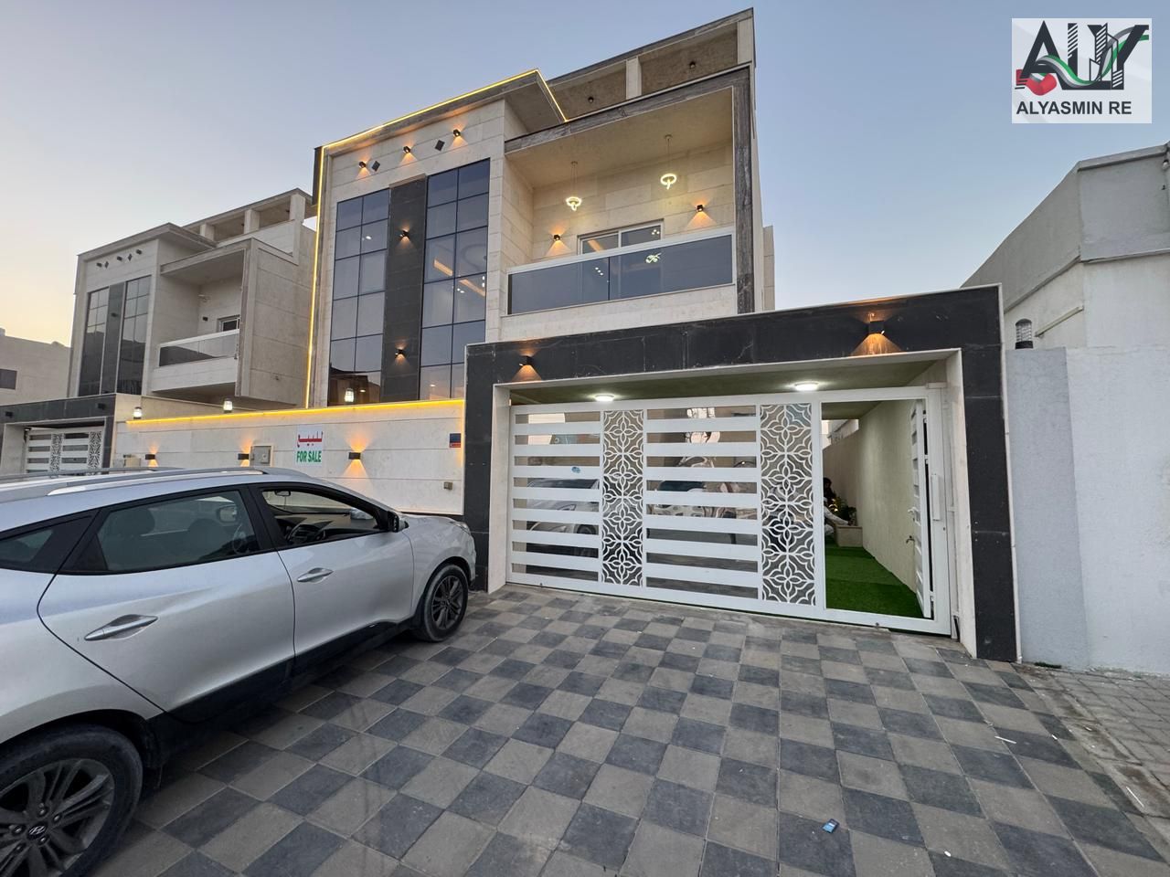 Villa for sale, fully furnished with electricity, water, and air conditioning, at a great price, close to all services. Freehold ownership available