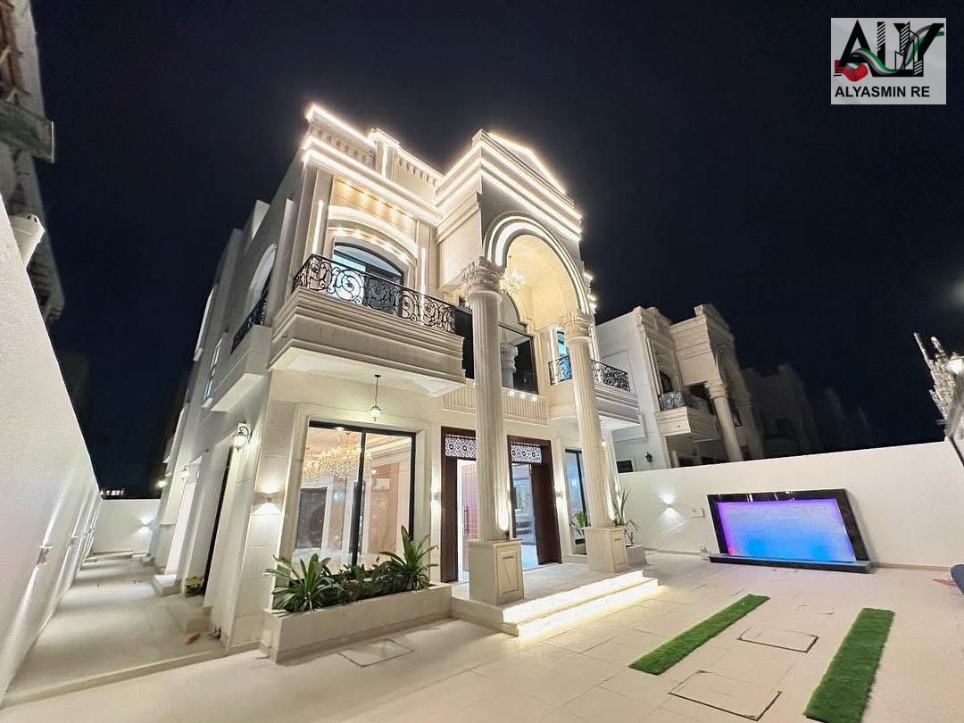 For sale, a villa on Waska Street, in a prime location, close to Azhi roundabout, close to all services, freehold for all nationalities