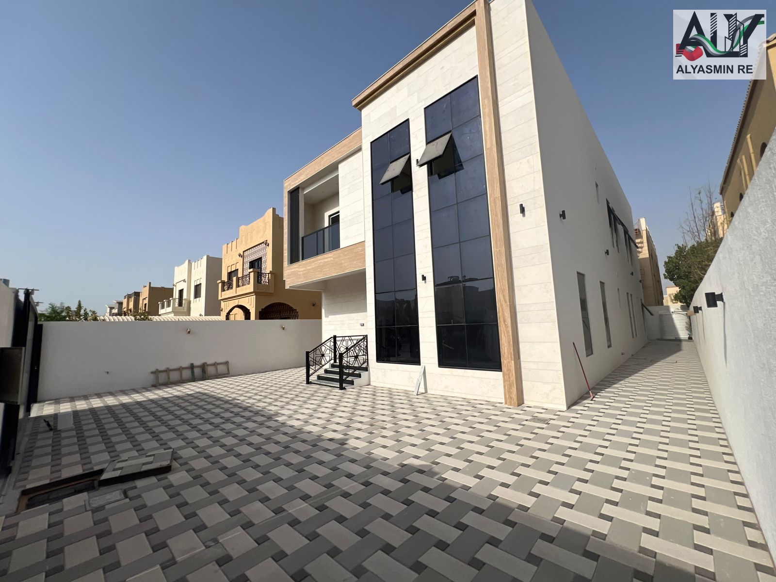 Own a luxurious villa and receive a golden residency visa with the purchase of your property. The villa is located near Nesto Hypermarket and Sheikh