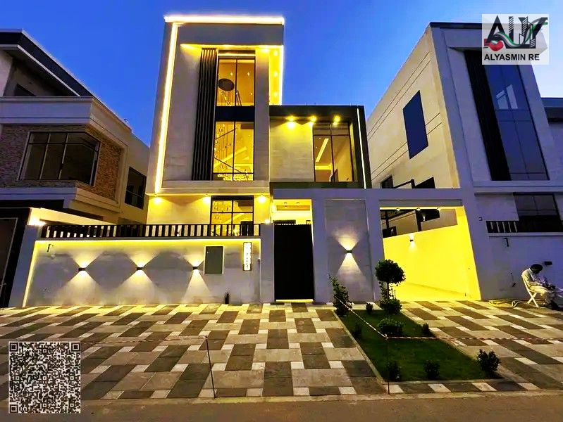 Ground floor + first floor + roof, behind Al-Hamidiyah Park, 5 master bedrooms with built-in wardrobes, custom finishing, central air conditioning, fr