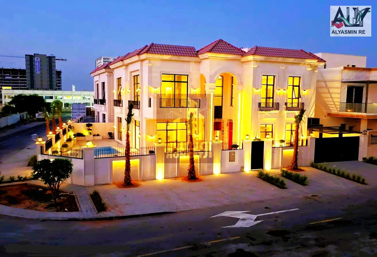 Own a miniature palace overlooking the Jasmine Garden directly, a corner villa on the corner of two streets, with an area of 5,500 square feet, incl