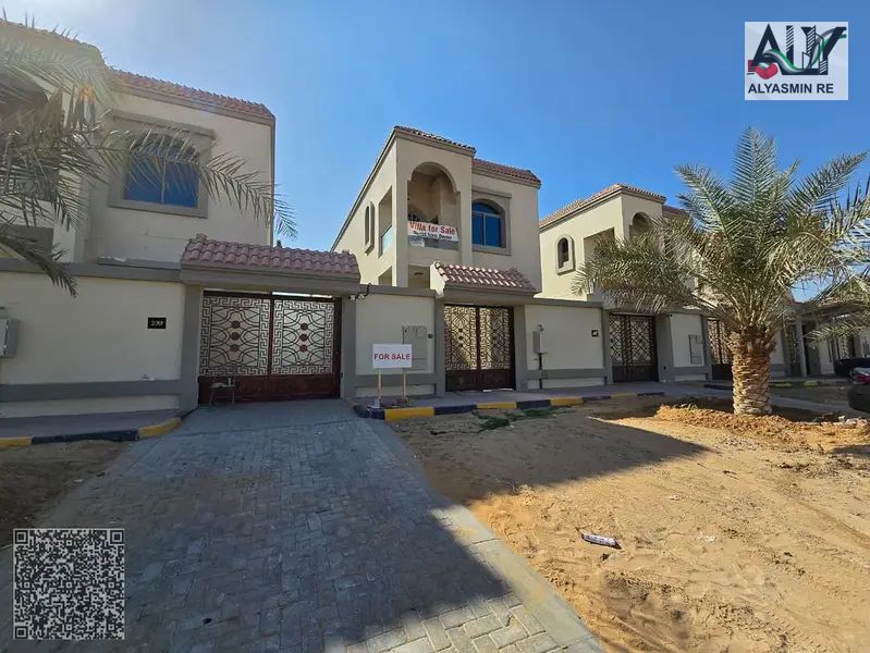 Own a brand new villa, fully furnished with electricity, water, and air conditioning, ready for immediate occupancy, at a very special price.