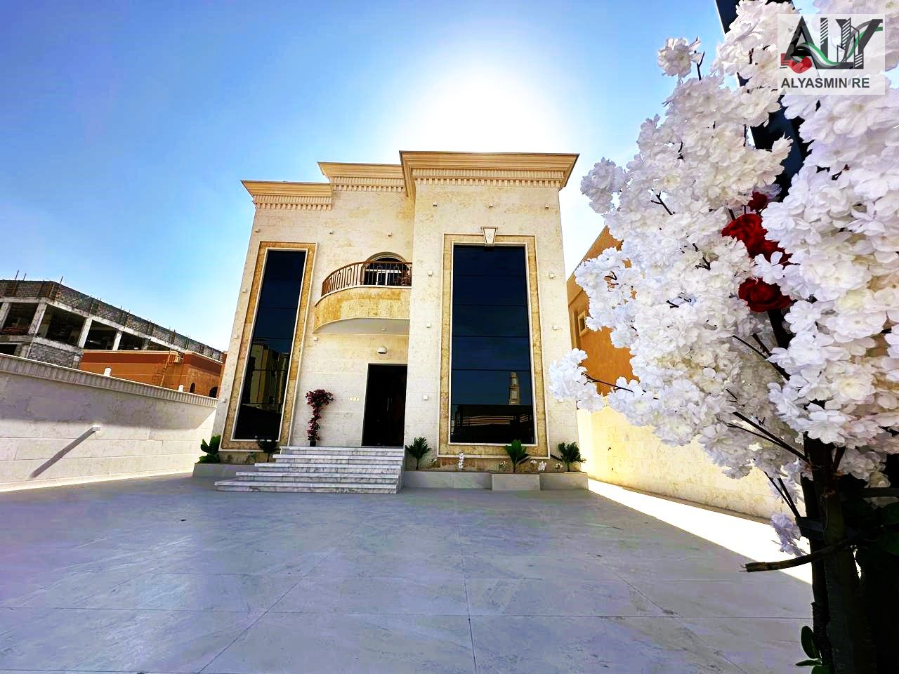 Own a villa with electricity, water, and air conditioning installed, located behind Nesto and near Sheikh Ammar Street and all services.