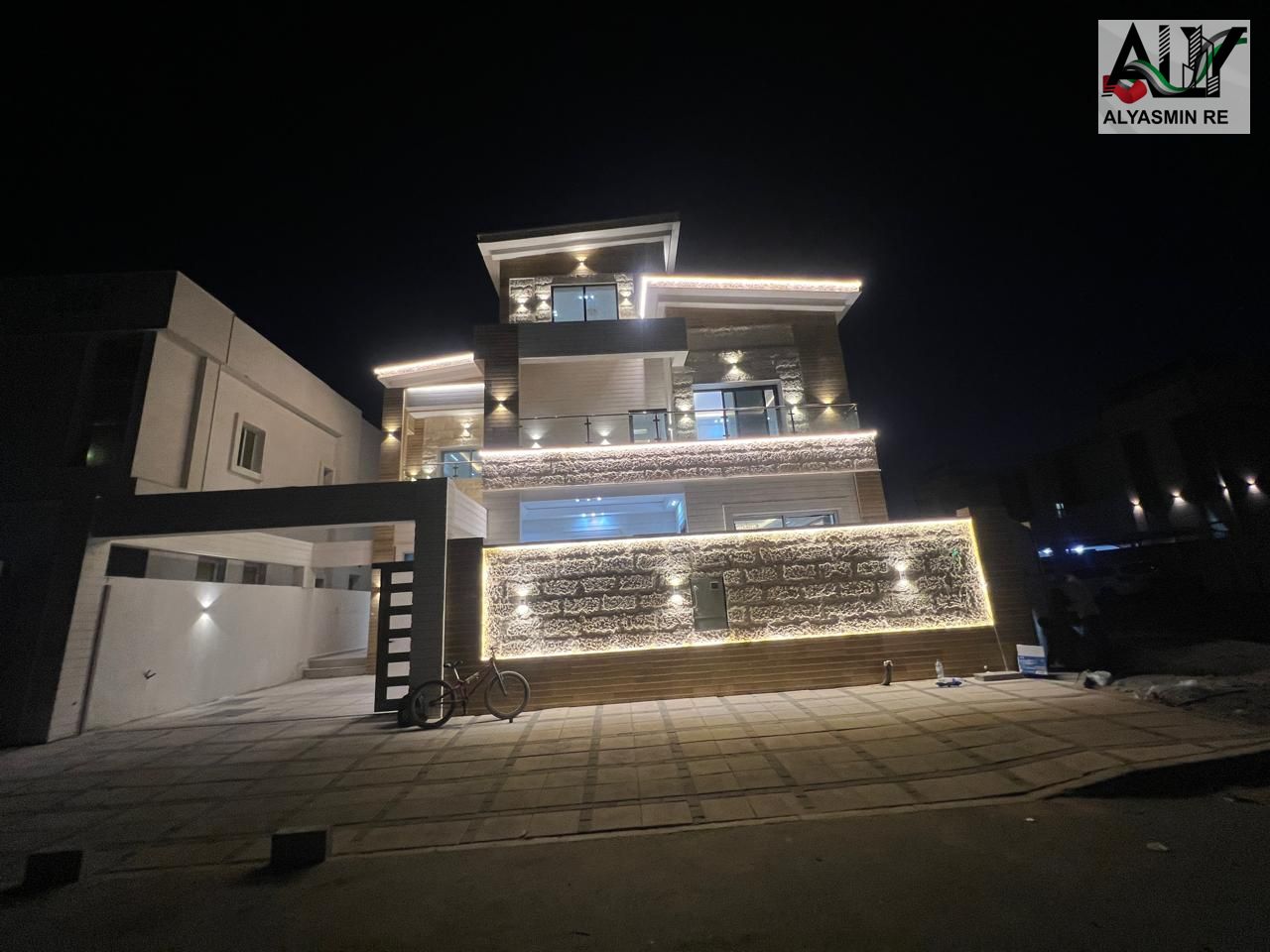 Enjoy life and luxury. . . the opportunity of a lifetime: a corner villa in the most upscale areas at the lowest price.