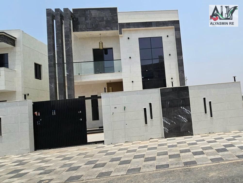 For rent, a distinctive villa, the first resident in Al-Yasmeen, 4 master bedrooms. . . negotiable