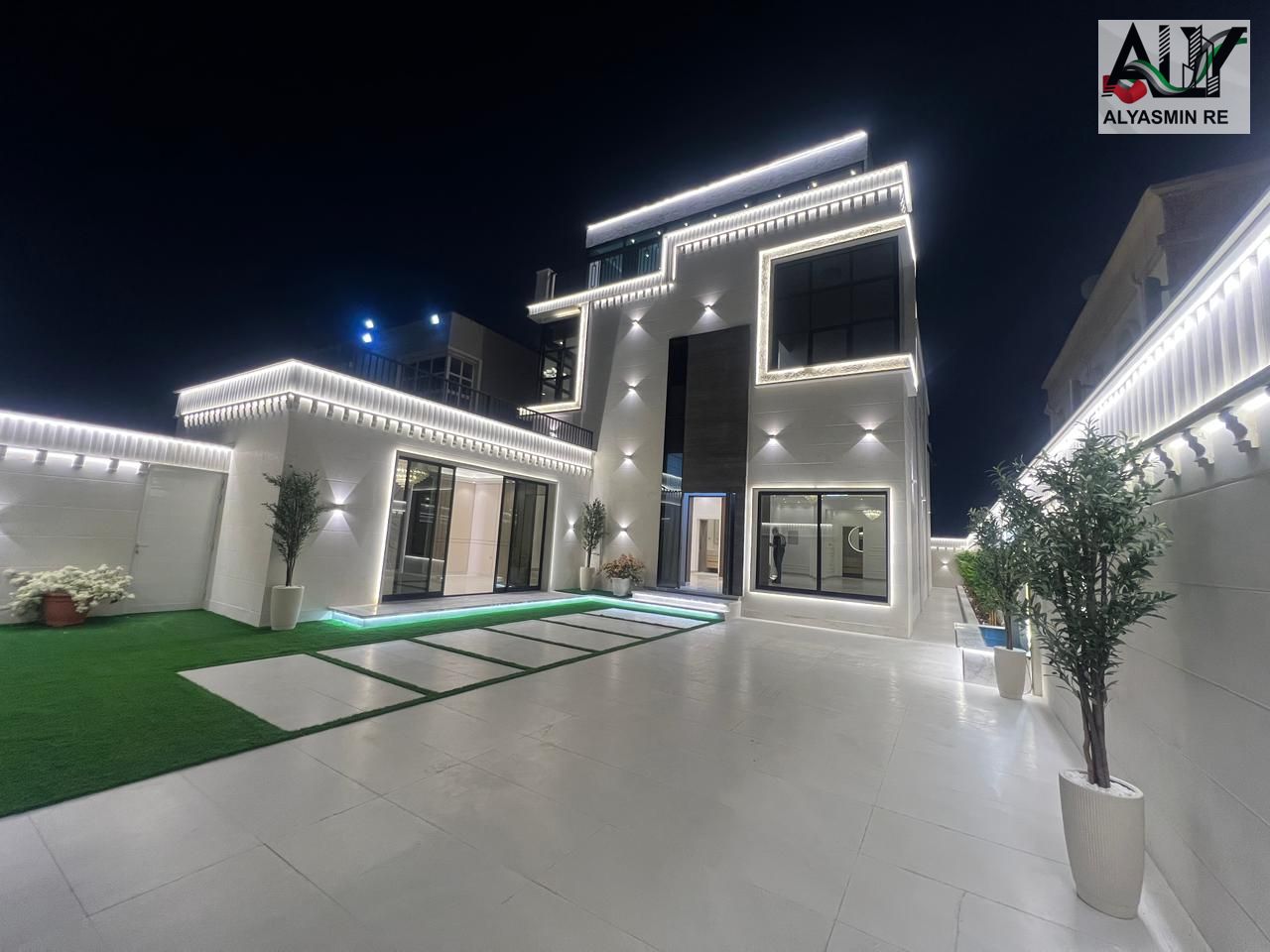 Own your dream villa with fantastic specifications, 5000 sq ft, freehold ownership for all nationalities - electricity and water included