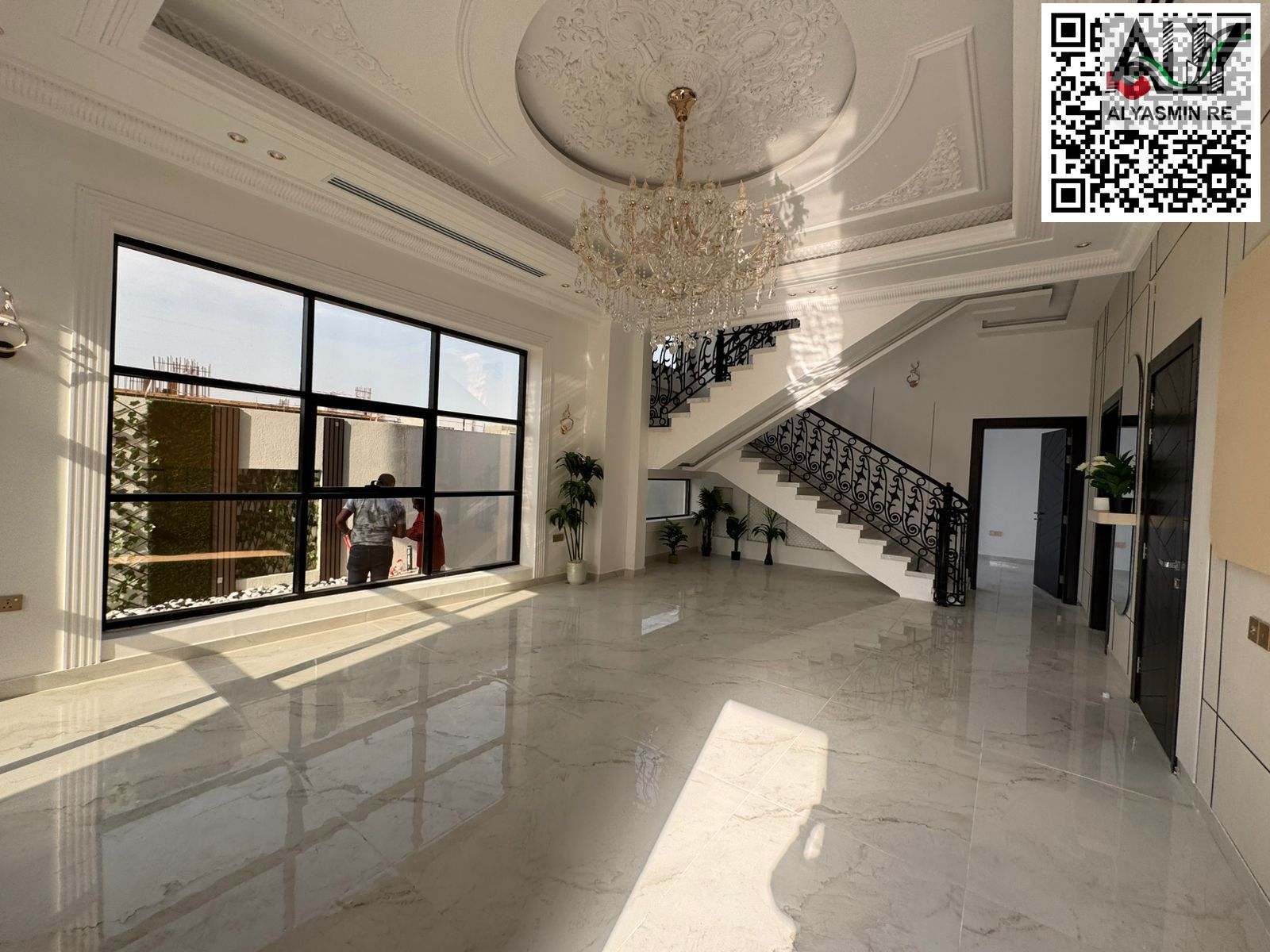 Luxury Villa for Sale | Freehold with Private Pool & Bank Financing. Modern design, spacious, perfect for living or investmen