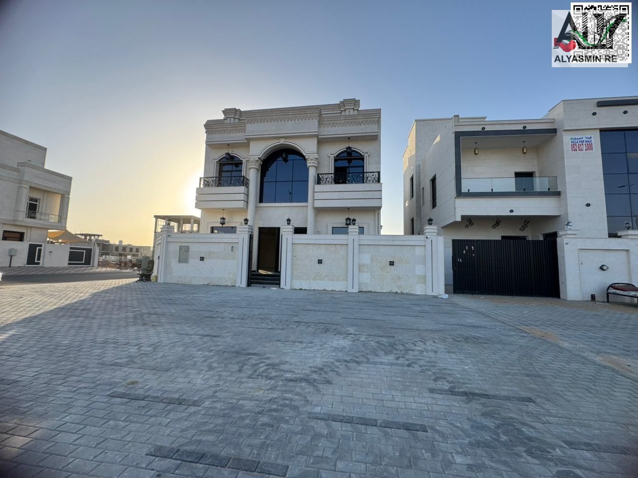 Exclusive Ownership Opportunity: Elegant Standalone Villa corner with Rooftop, Freehold Title with Golden Visa Benefits