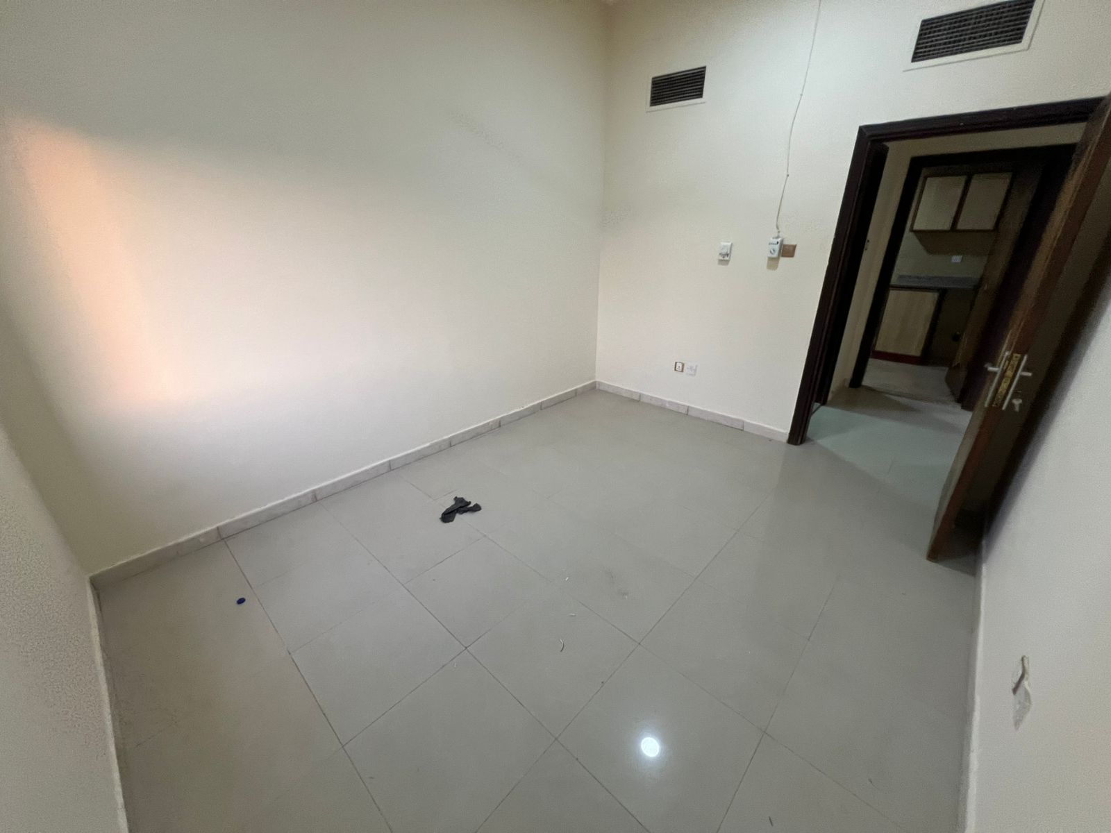 Beautiful 1 Bedroom Hall Apartment for Annual Rent – Al Rashidiya, Ajman
