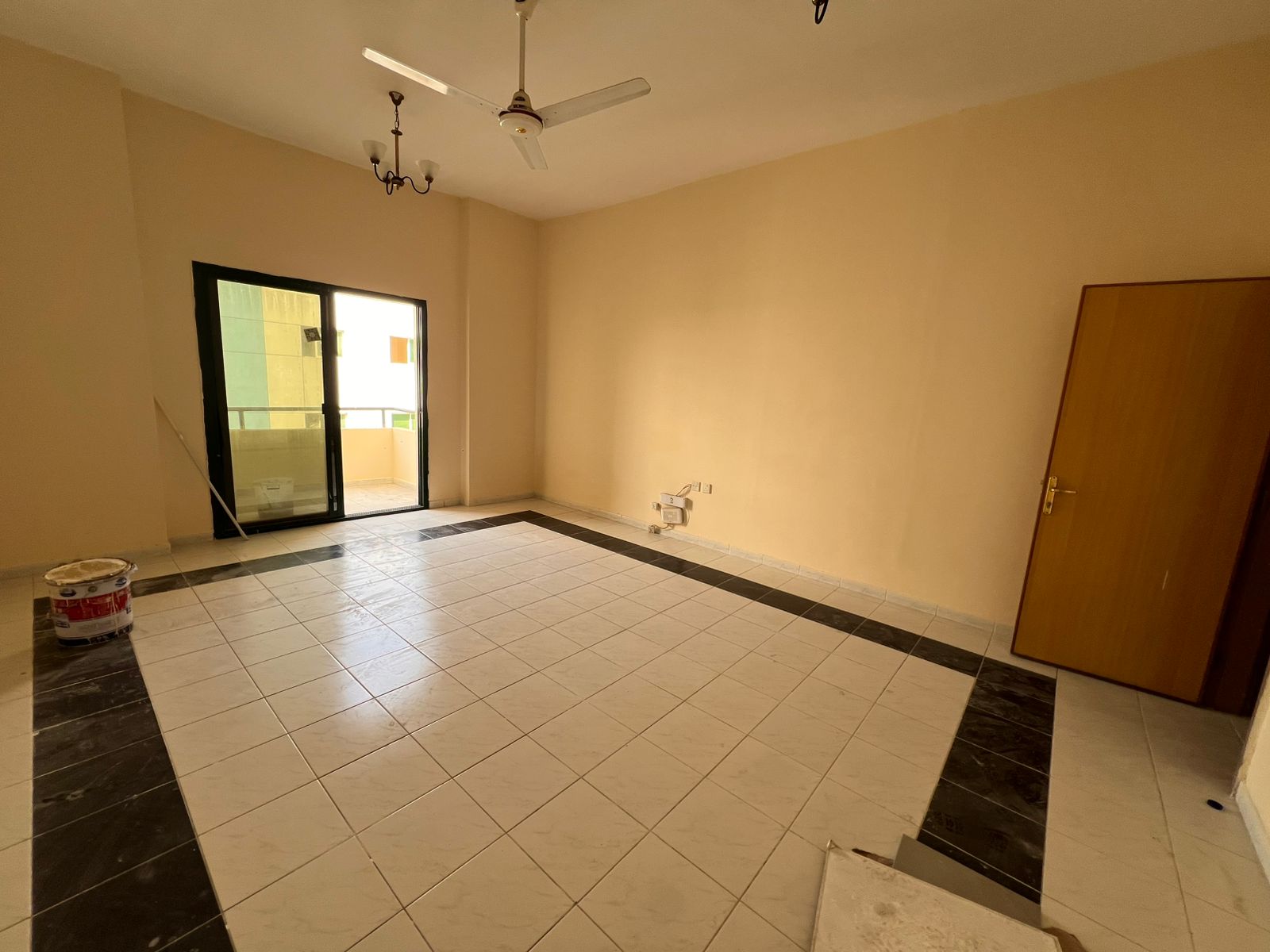 Your Rental Opportunity with Balcony in Prime Location – Master Maid Room