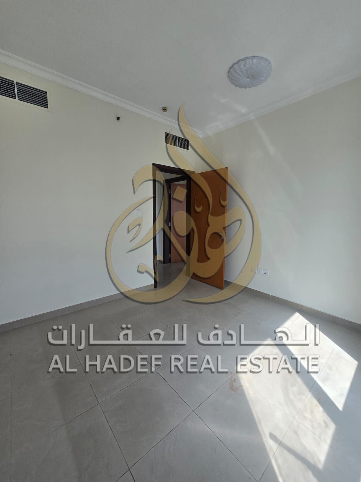 Waterfront Sophistication – Elite Living in the Heart of Al Qasba Al Hadef Real Estate is proud to present a rare residential masterpiece for those