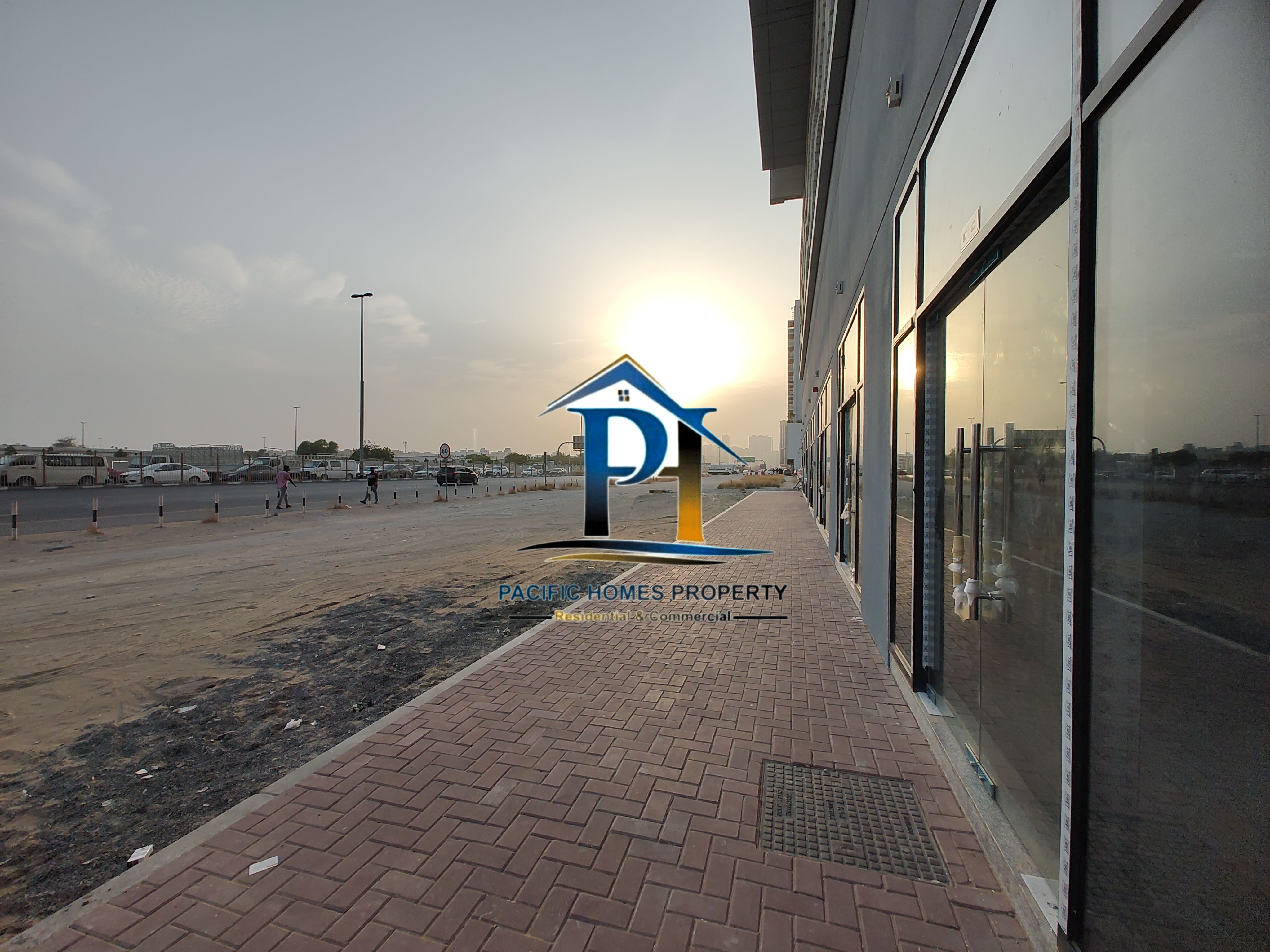 @ ROAD FACING @ CLOSE TO RTA BUS STOP $ SHOP AVAILABLE IN PRIME LOCATION. . . . . . .