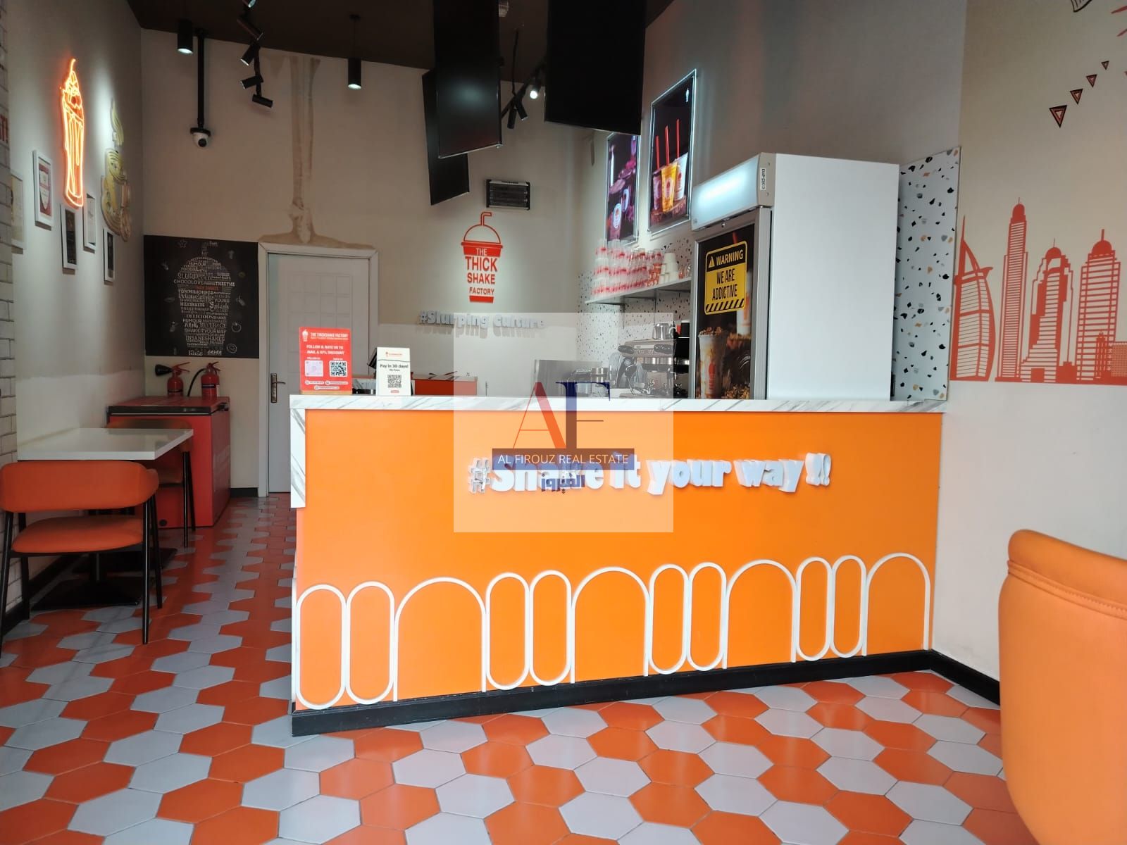 Perfect Visibility | Out-door seating | Ready Shop