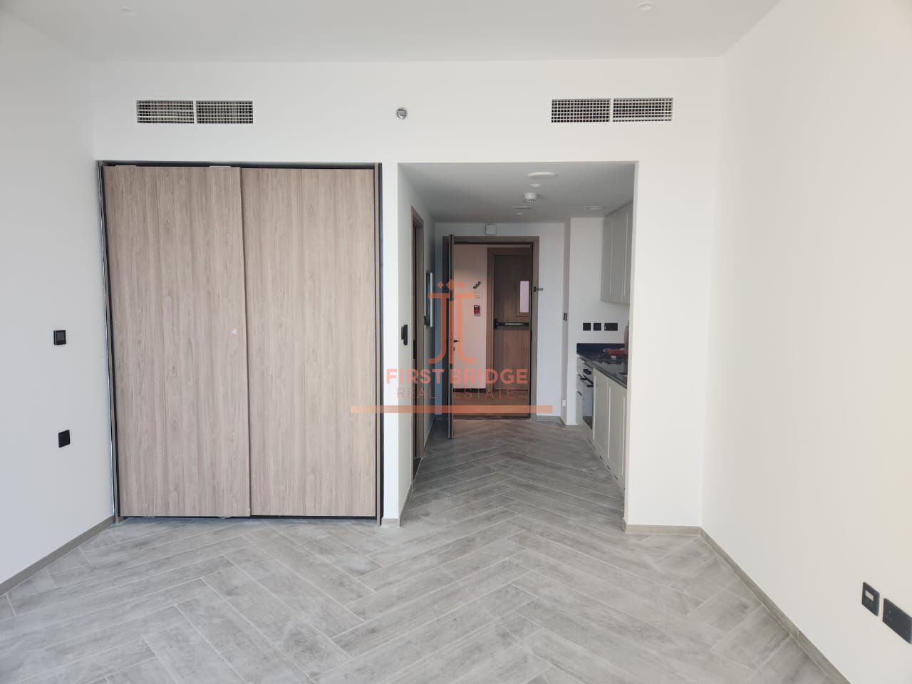 Burj Khalifa View| High Floor| Multiple Cheques Option