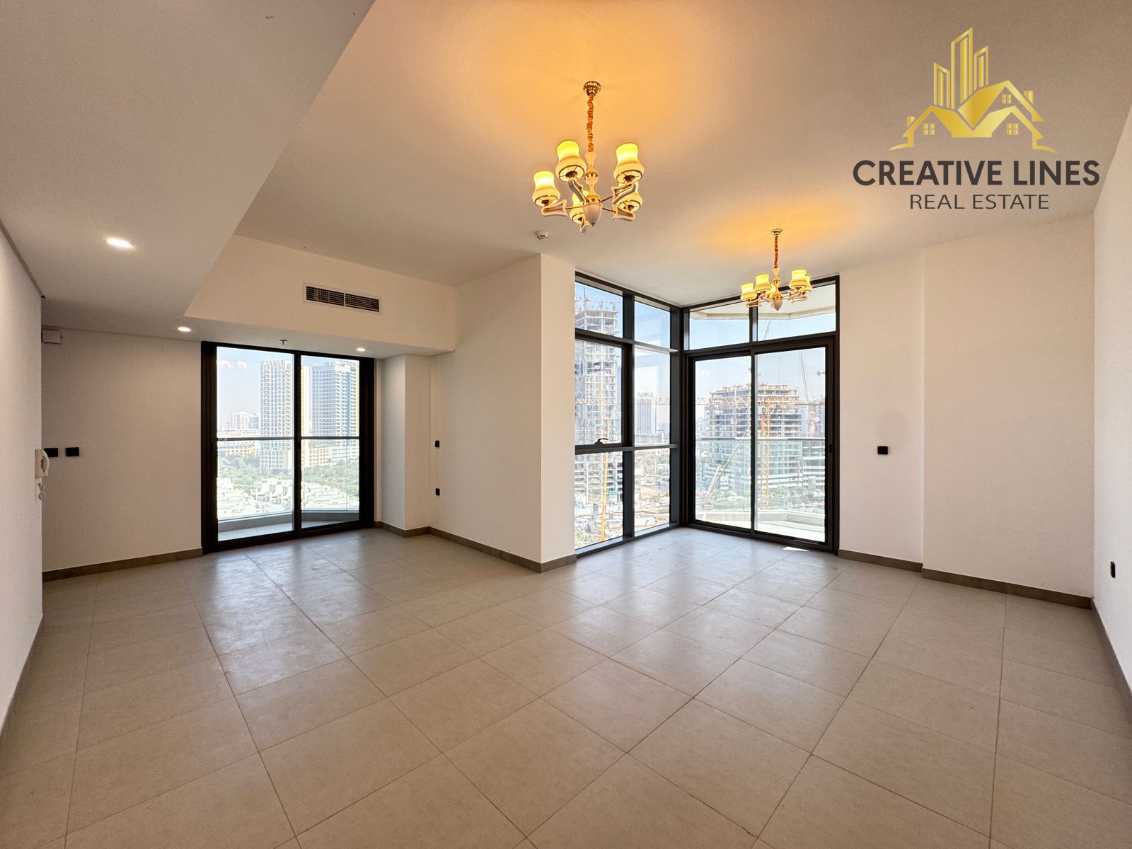 BRAND NEW/VERY SPACIOUS//PRIME LOCATION//NEXT TO HOTEL FIVE