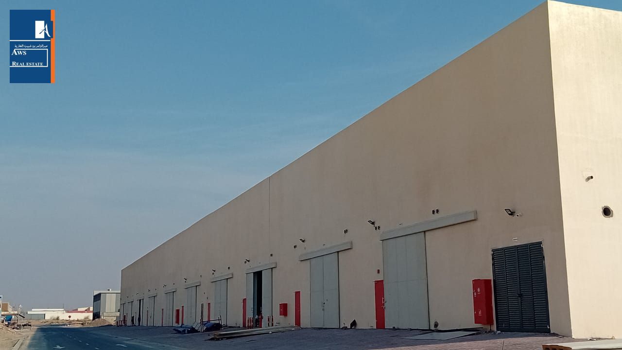 High-Ceiling Industrial Warehouse | 100KW Power | Prime Logistics Location