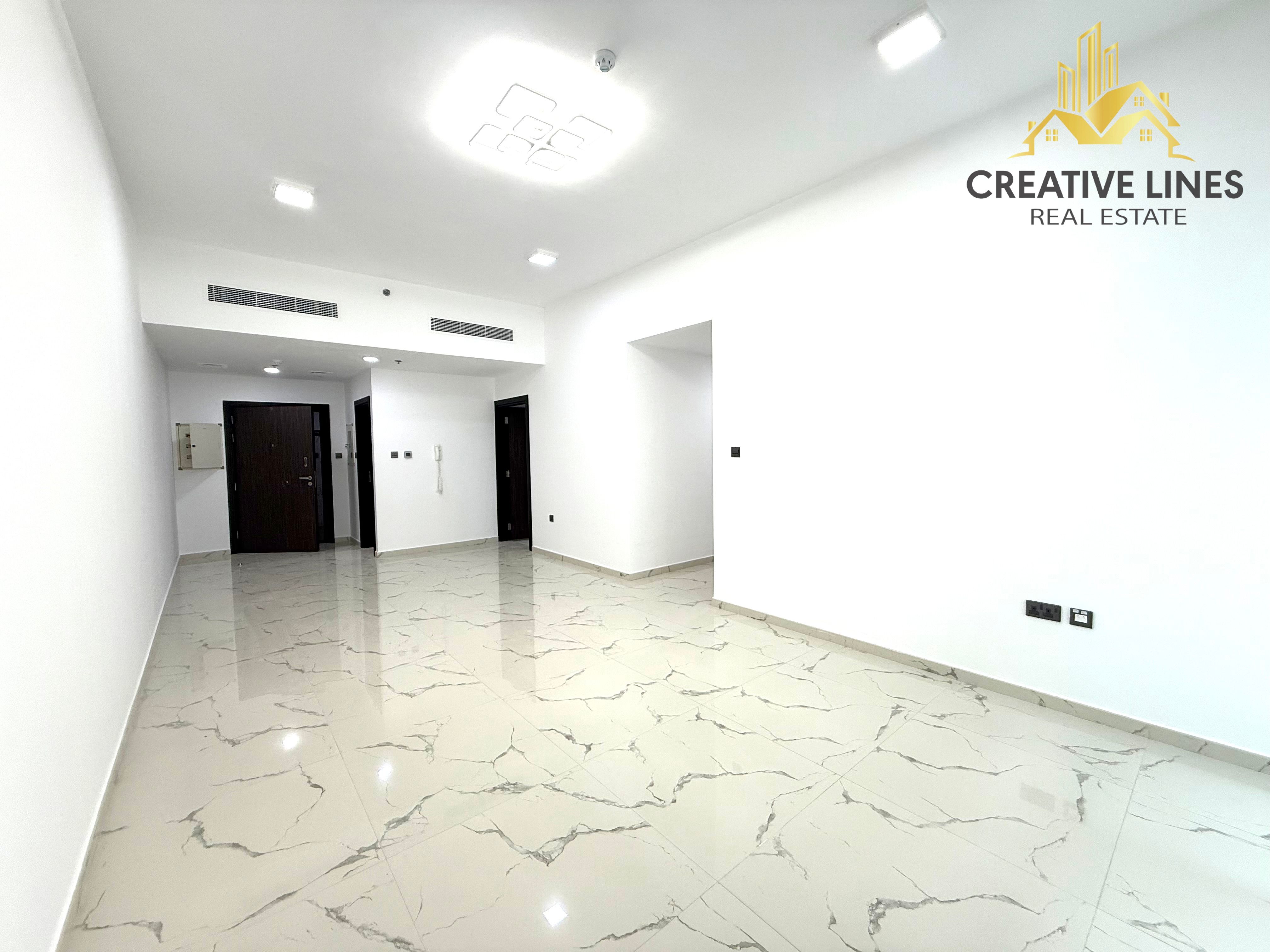 No commission// Store room // Lundry room // Gym, Pool, Parking//