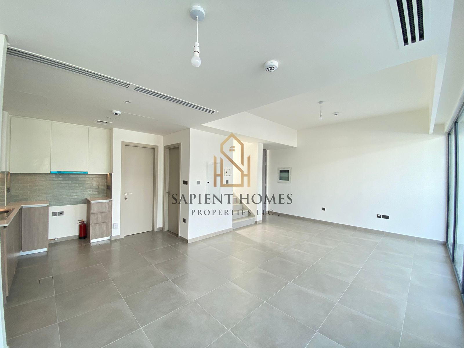 Close to Pool ! Super Luxurious ! 3BD. + Maid ! Ready to Move