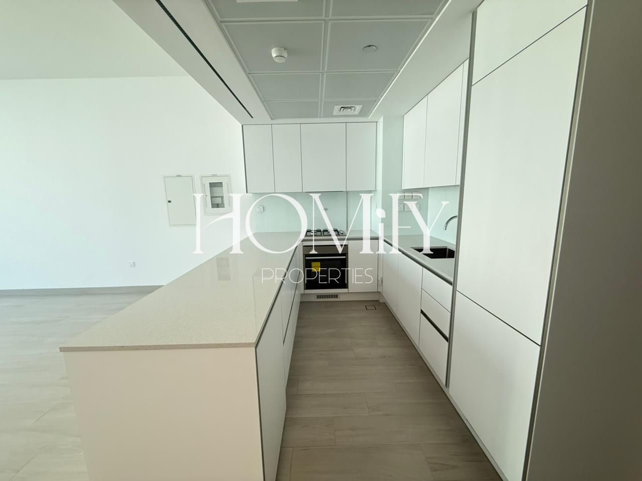 Ready to Move | Luxury Building | Prime Location
