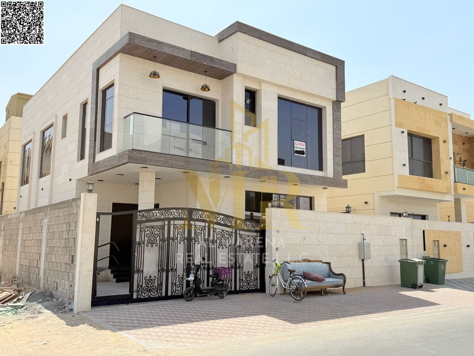 A villa with all electricity and water fees included, on the main street, ready to move in, in the most prestigious areas of Ajman. Freehold ownership