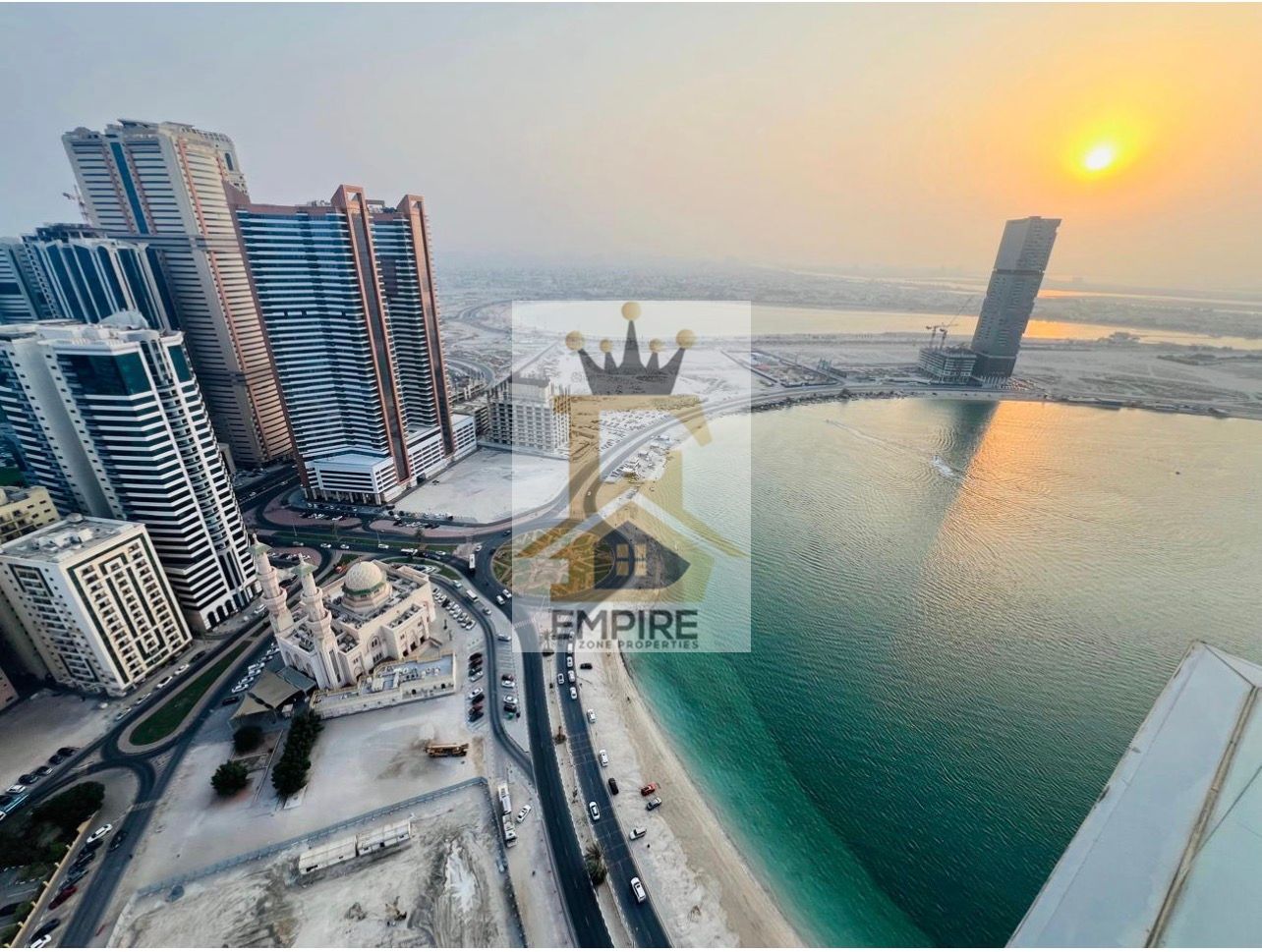 Seaview with balcony big space maintenance free one parking free Parcel Seaview with balcony big space maintenance free one parking free