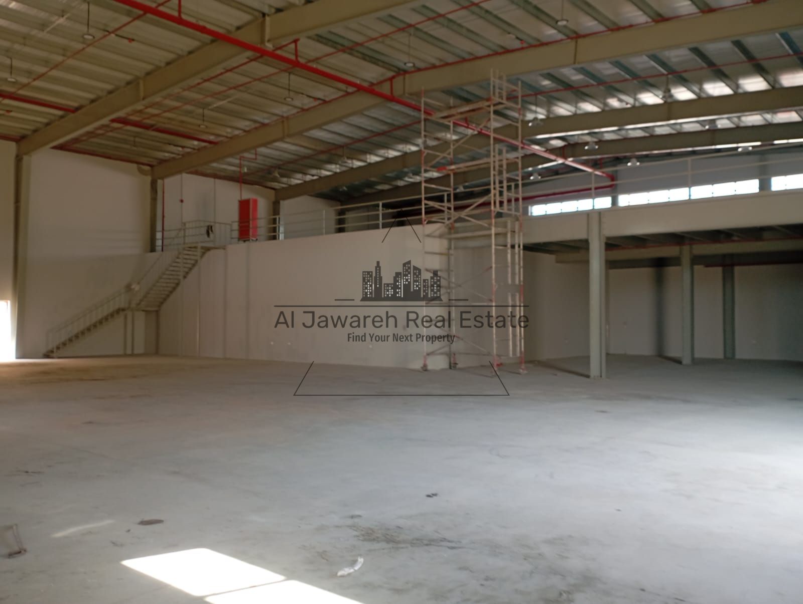 Code 3142 A distinctive warehouse is available for annual rent within a fully integrated complex in the Emirate of Umm Al Quwain.