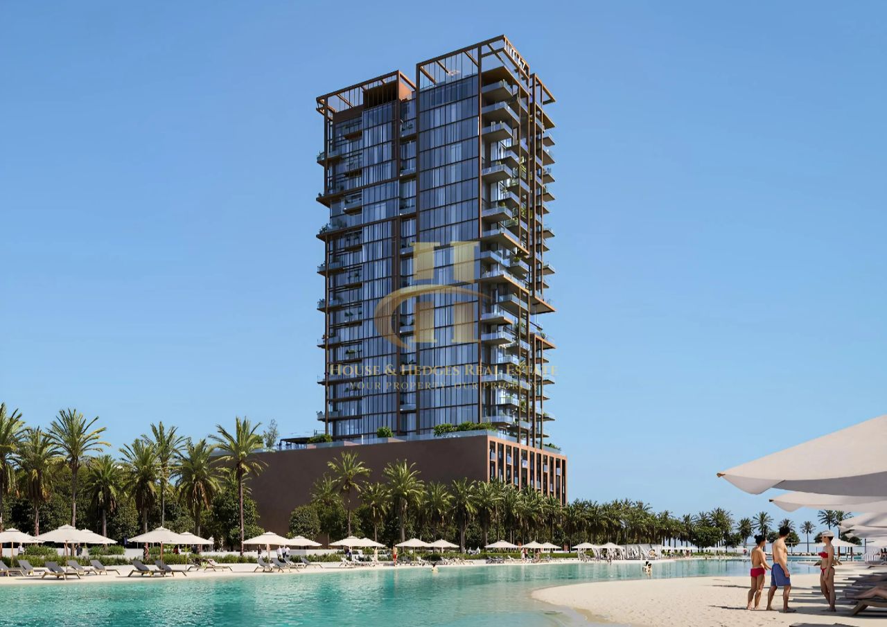 Smart Investment | Marina Front Living