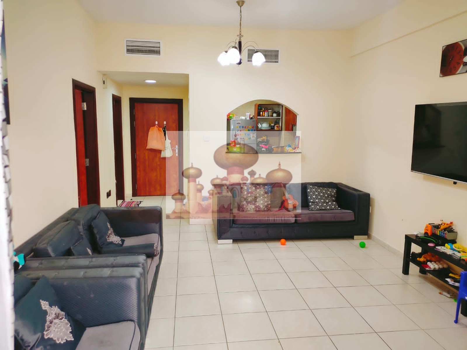 Fully Furnished Stunning 1 Bedroom Apartment | University View Block B | Balcony & Pool Access