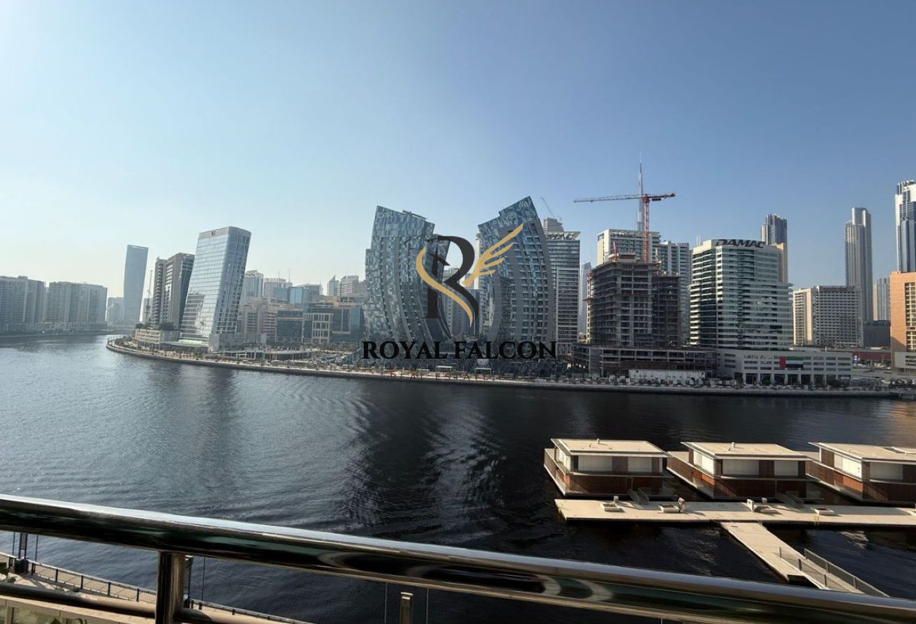 FULL CANAL VIEW | UNFURNISHED | SPACIOUS