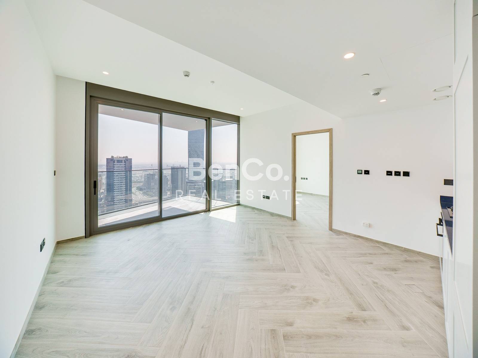 Modern 1BR | Canal View | High Floor | Vacant