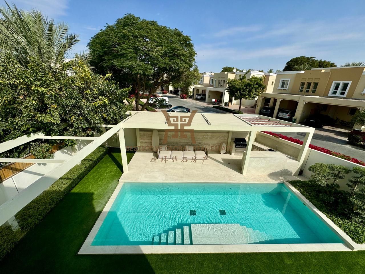 Spacious 4 BHK + Maid | Private Pool | Study