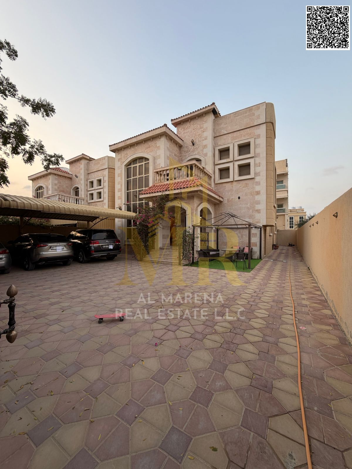 A distinctive villa in Al Rawda 2 – elegant design and strategic location next to the mosque