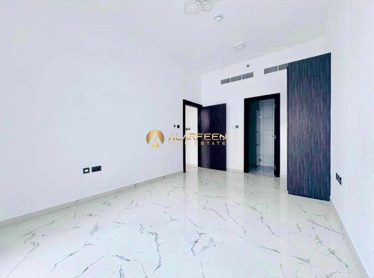 ZERO COMMISION/2BHK/SPACIOUS/STORAGE SPACE