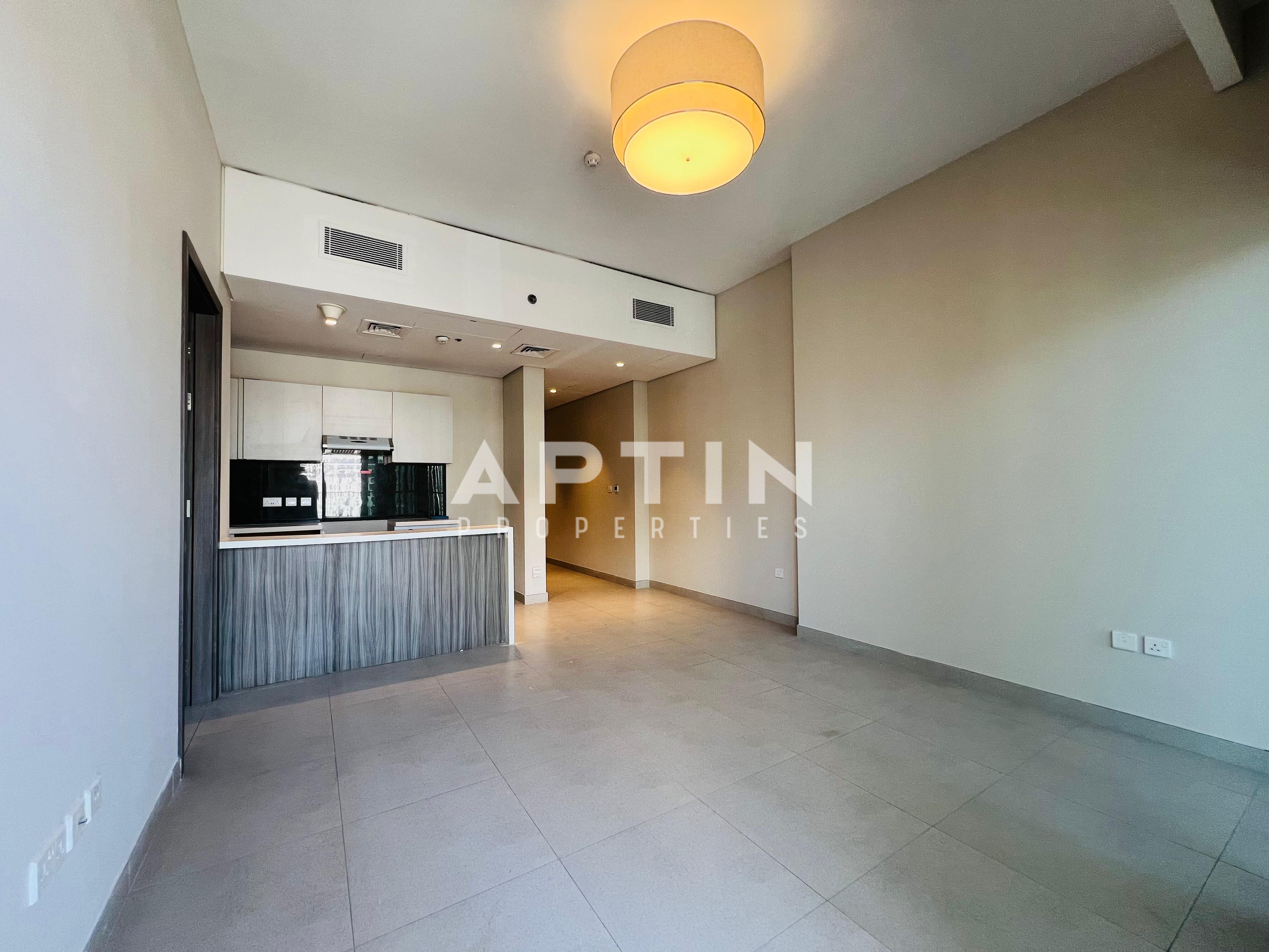 Elegant 1 Bedroom Apartment | Burj Khalifa View | Spacious Layout | Prime Business Bay Address