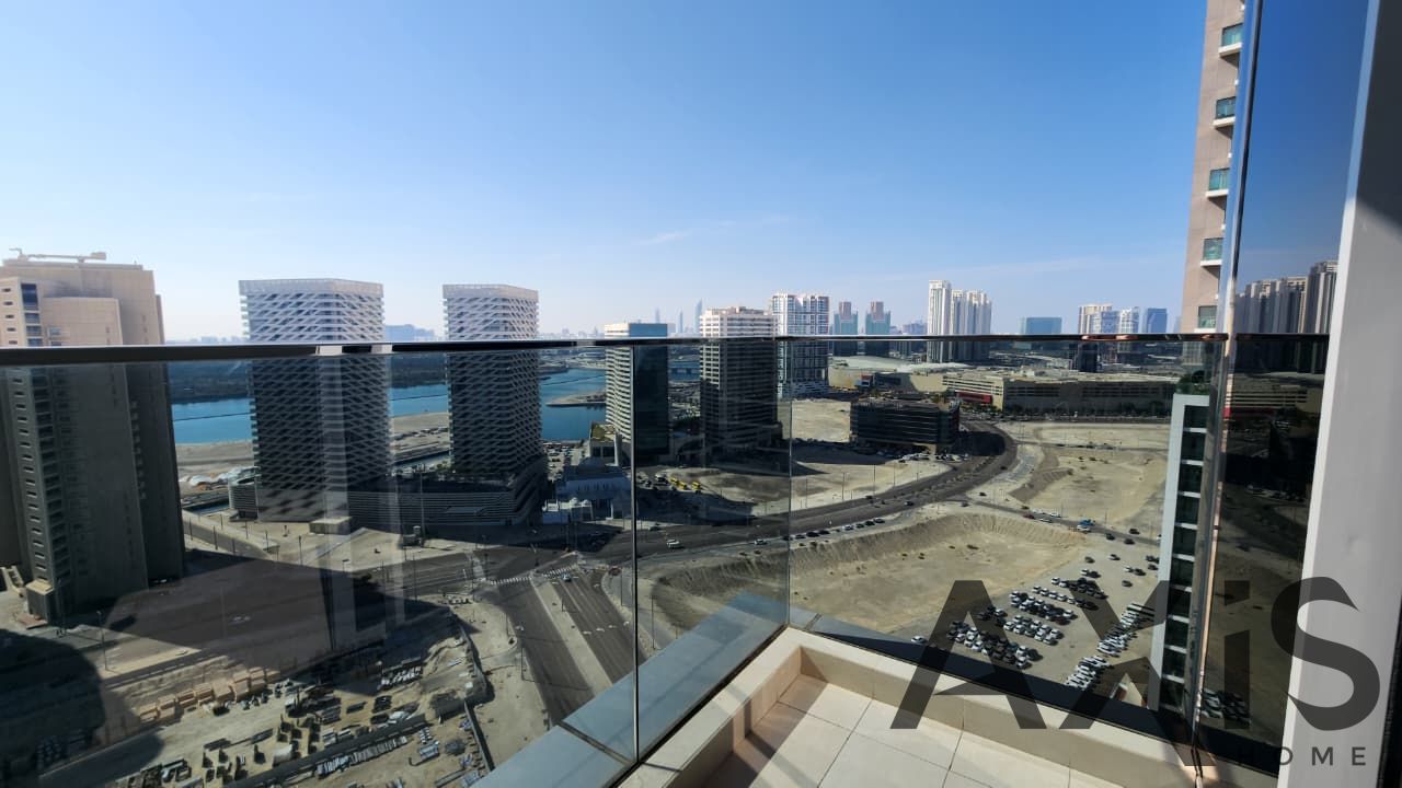Morden Apartment | Bright & Spacious | Prime Location