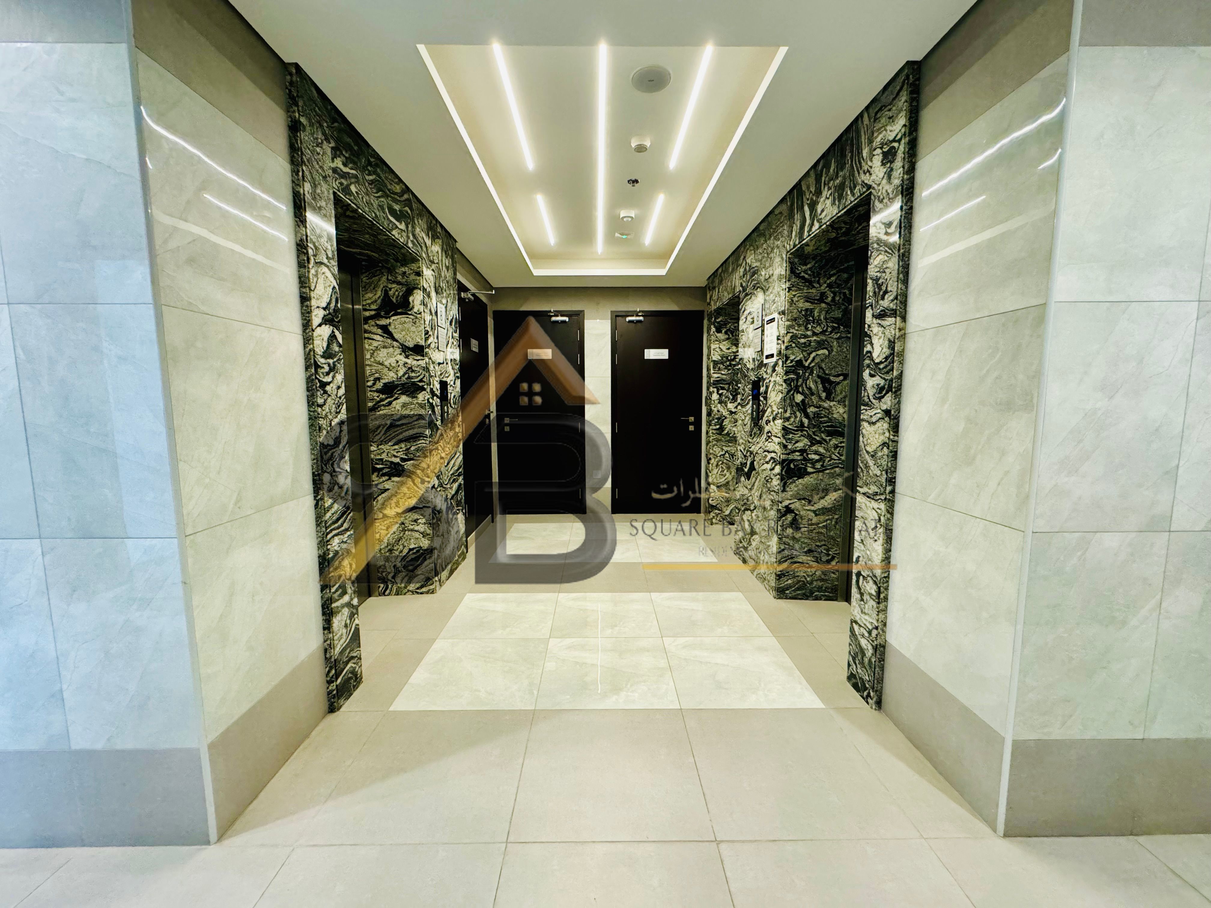 Elegant and Beautiful 2BR Apartment in Lavish Building with All Facilities