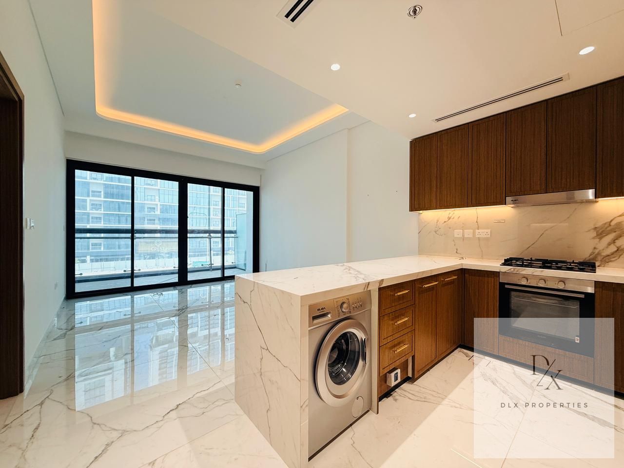 SPACIOUS | CHILLER FREE | MULTIPLE UNITS