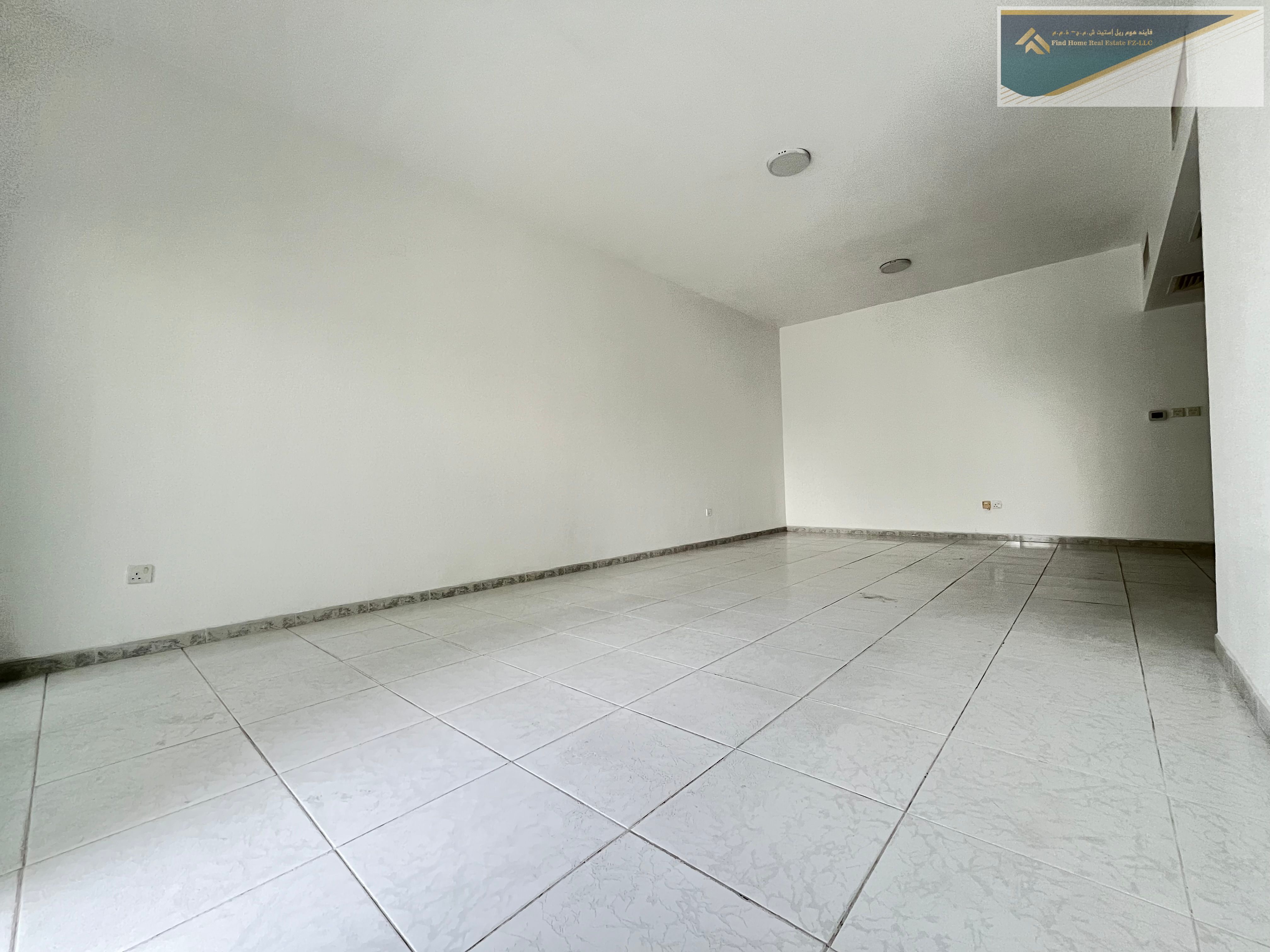 BIG OFFER !! CHILLER FREE !! 3BHK with a huge hall with balcony in Al Majaz 1 right near corniche !!!