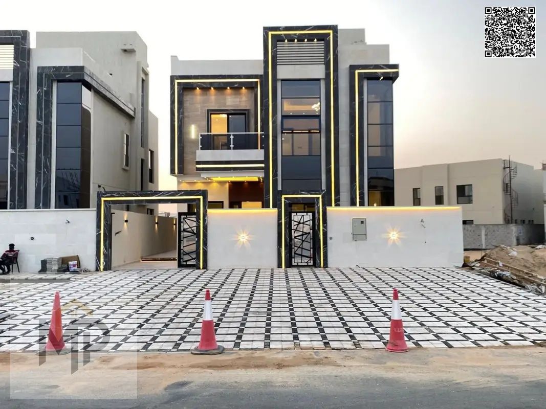 Villa for sale in Ajman at a bargain price. Excellent location. Freehold ownership for life. Open to all nationalities with bank financing available.