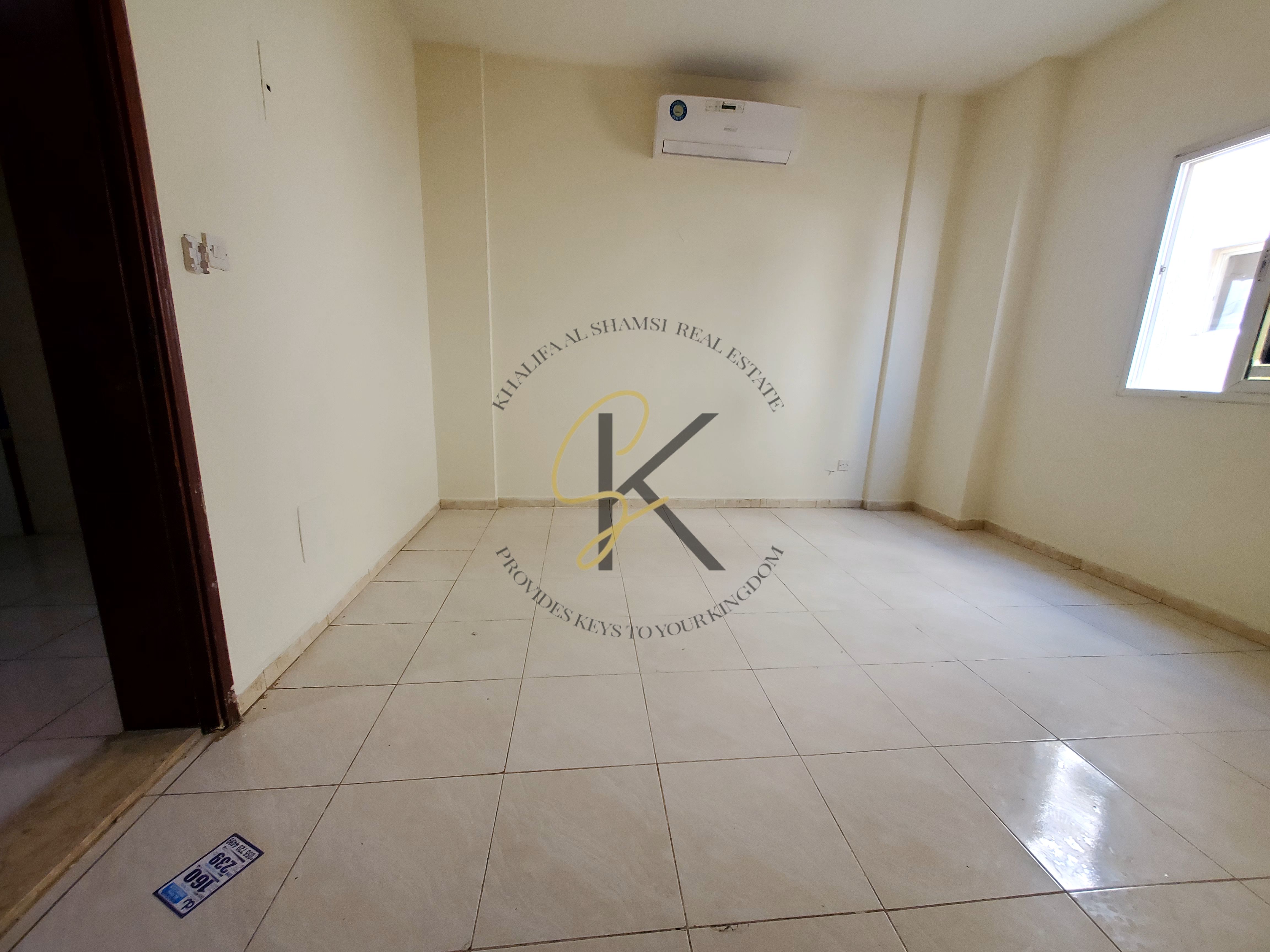Ready To Move Spacious Studio Prime Location Easy Exit To Dubai