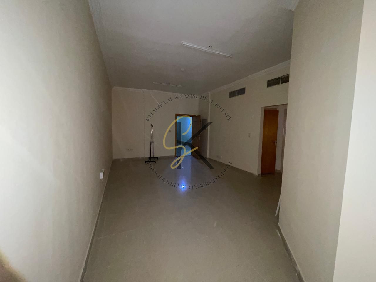 Ready To Move 2bhk||With Balcony||School Area||