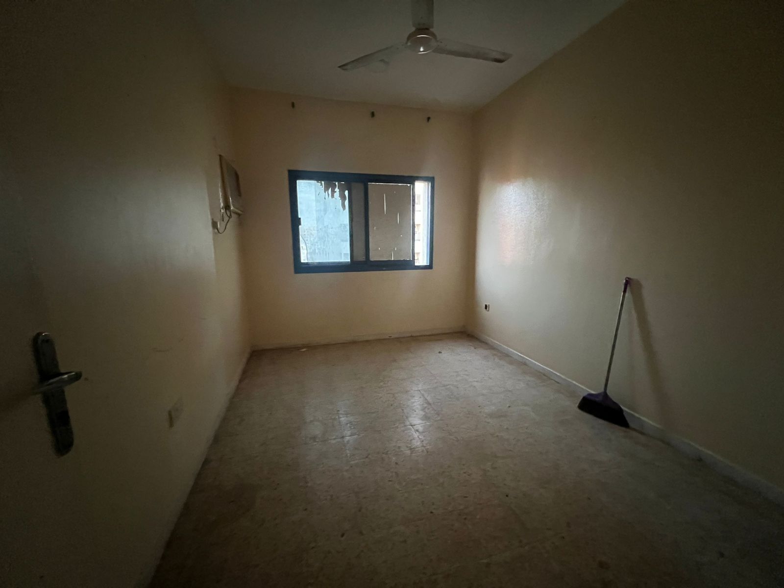 1BR Apartment in Al Qulaya | Split AC – Good Space – Open View Balcony – Excellent Finish Bathroom – Spacious Kitchen – AED 28,000
