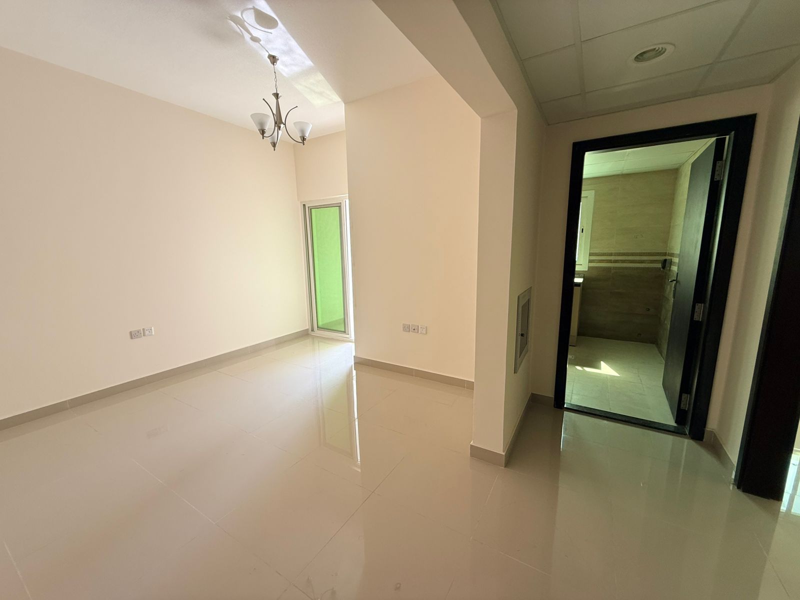 Luxury 1 Bedroom Apartment – First Tenant in Al Qasimia – Balcony – 2 Bathrooms – Spacious – Central AC – Prime Location