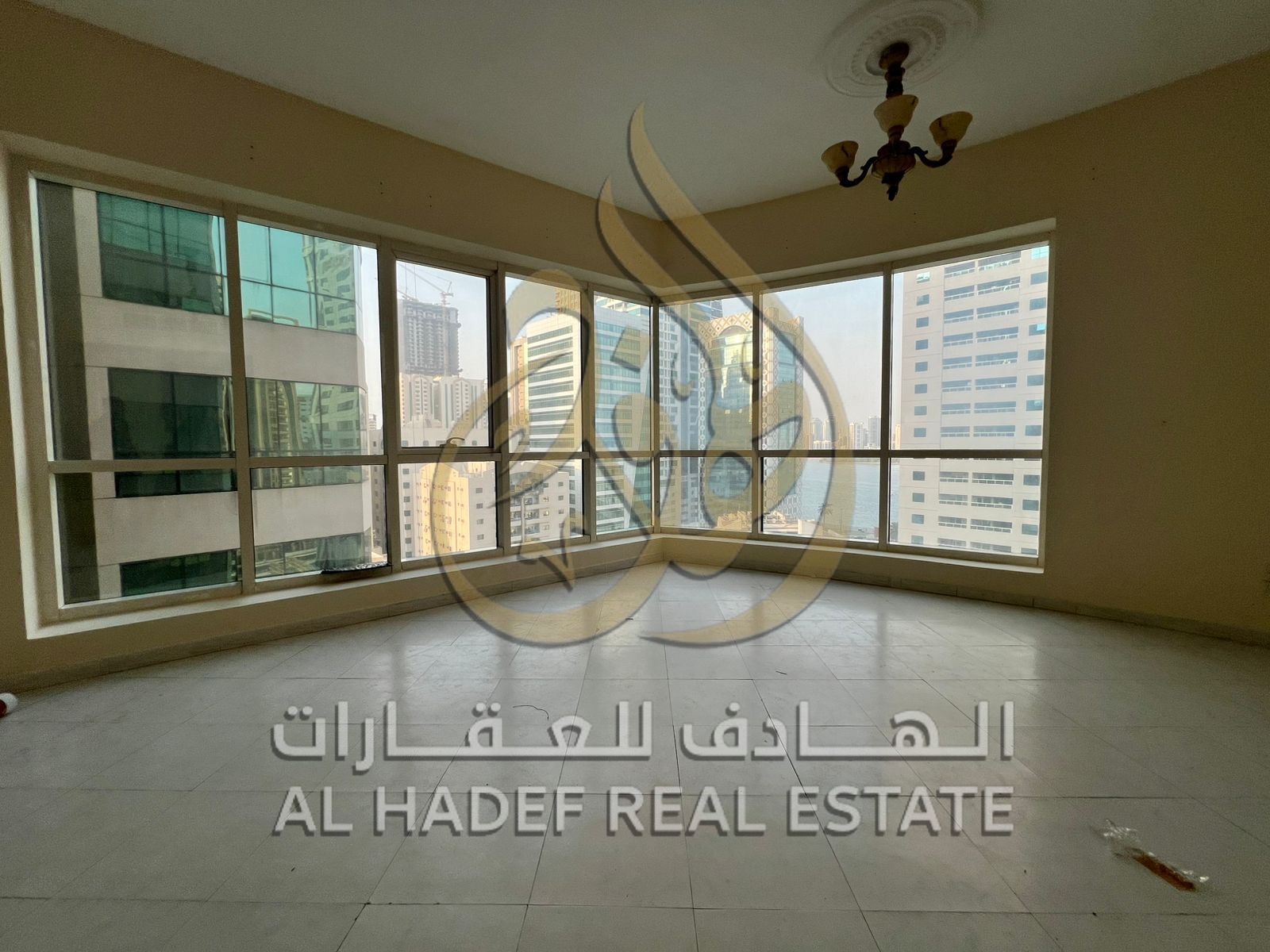 1 Bedroom Apartment for Rent in Al Khan, Sharjah | 2 Bathrooms | Free Gym & Pool | Free AC & Maintenance | 4 Cheques
