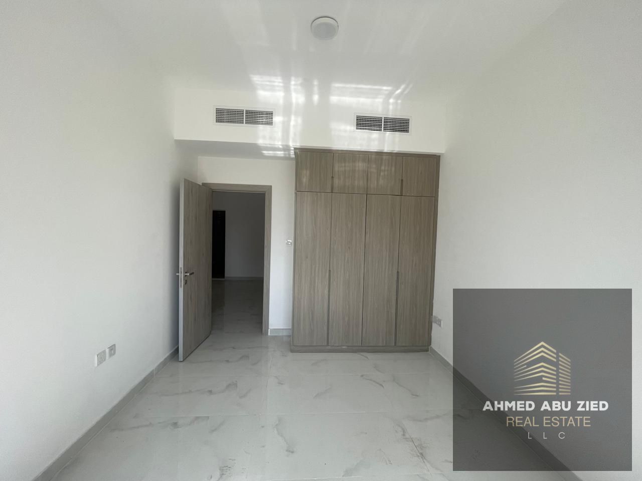 One Bedroom + Living Room for Annual Rent – First Tenant, Balcony, 2 Bathrooms, **Al Aaliyah