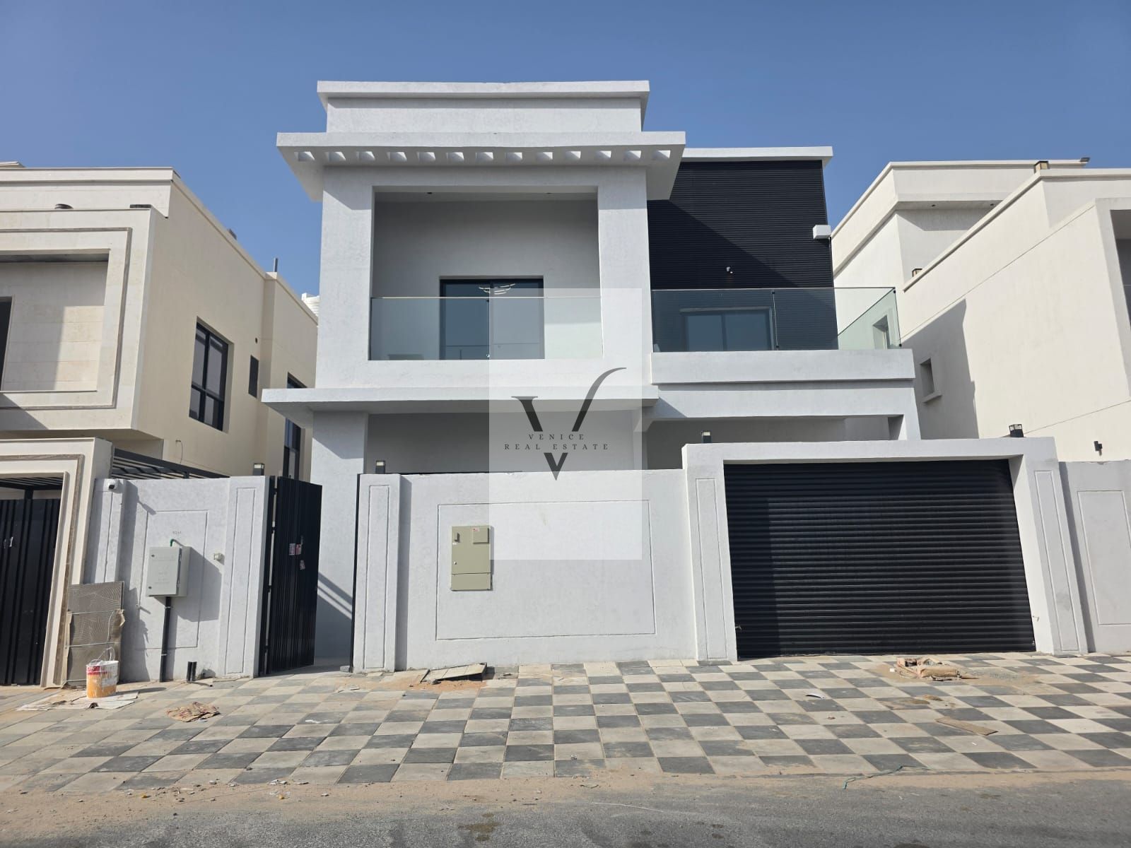 Cash payment – prime location – open view – parking space – balcony